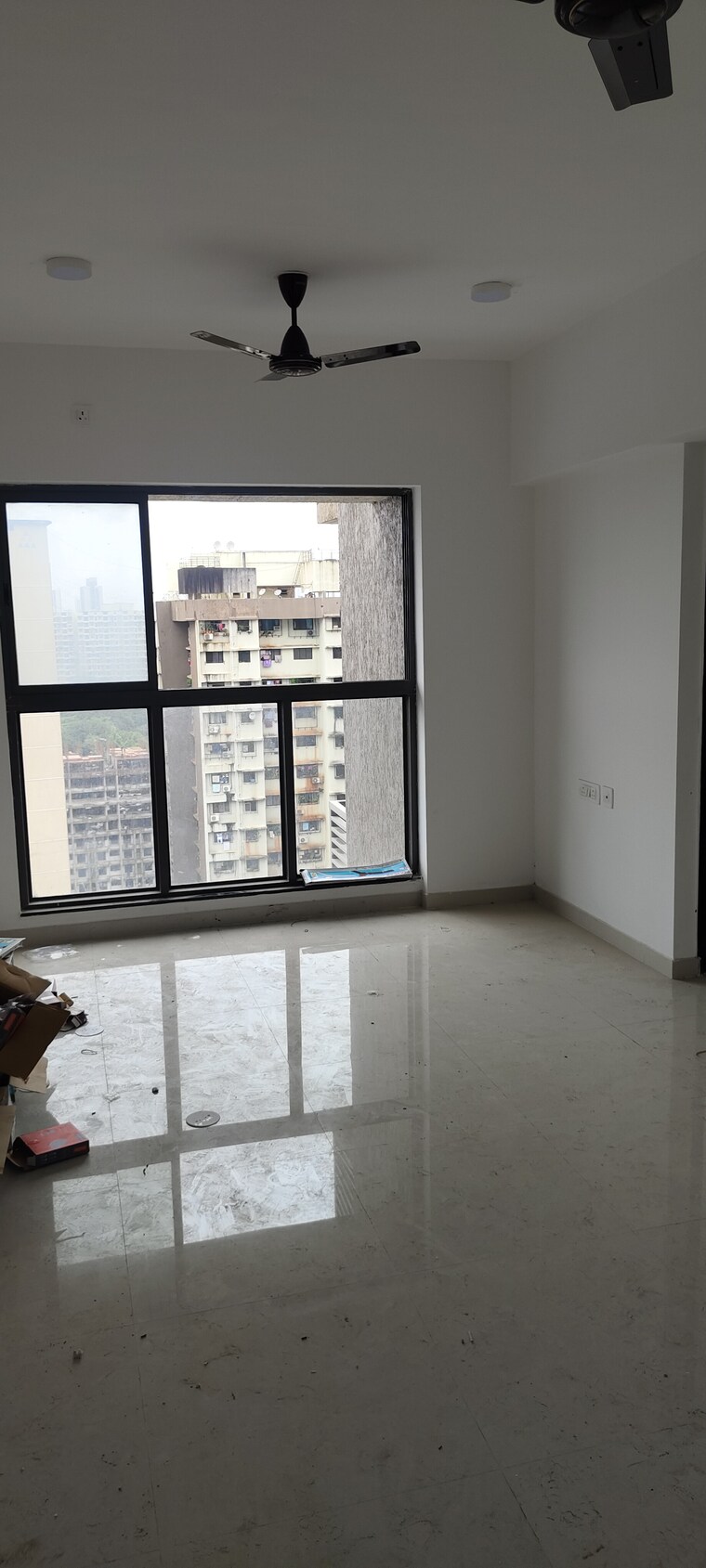 Room, uk-iridium 2 Bedroom 530 Sq.Ft. Apartment In Kandivali East Mumbai 9418484