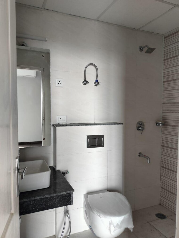 Bathroom, supertech-hues 2 Bedroom 1130 Sq.Ft. Apartment In Sector 68 Gurgaon 9418509