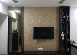 Room in 2 BHK Apartment at Sethia Kalpavruksh Heights, Kandivali West – for Rent
