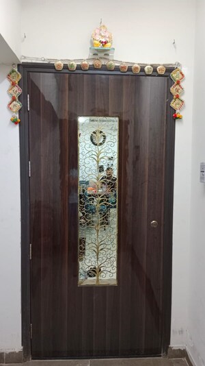 Furnished Amenities in 2 BHK Apartment at Sethia Kalpavruksh Heights, Kandivali West – for Rent