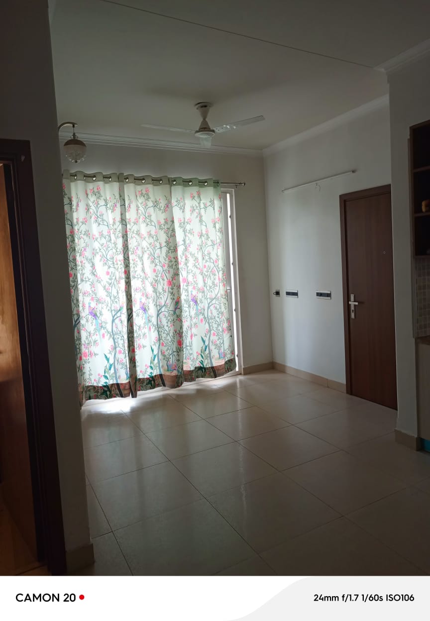 1 BHK 837 Sq.Ft. Apartment in Central Park 3 The Room