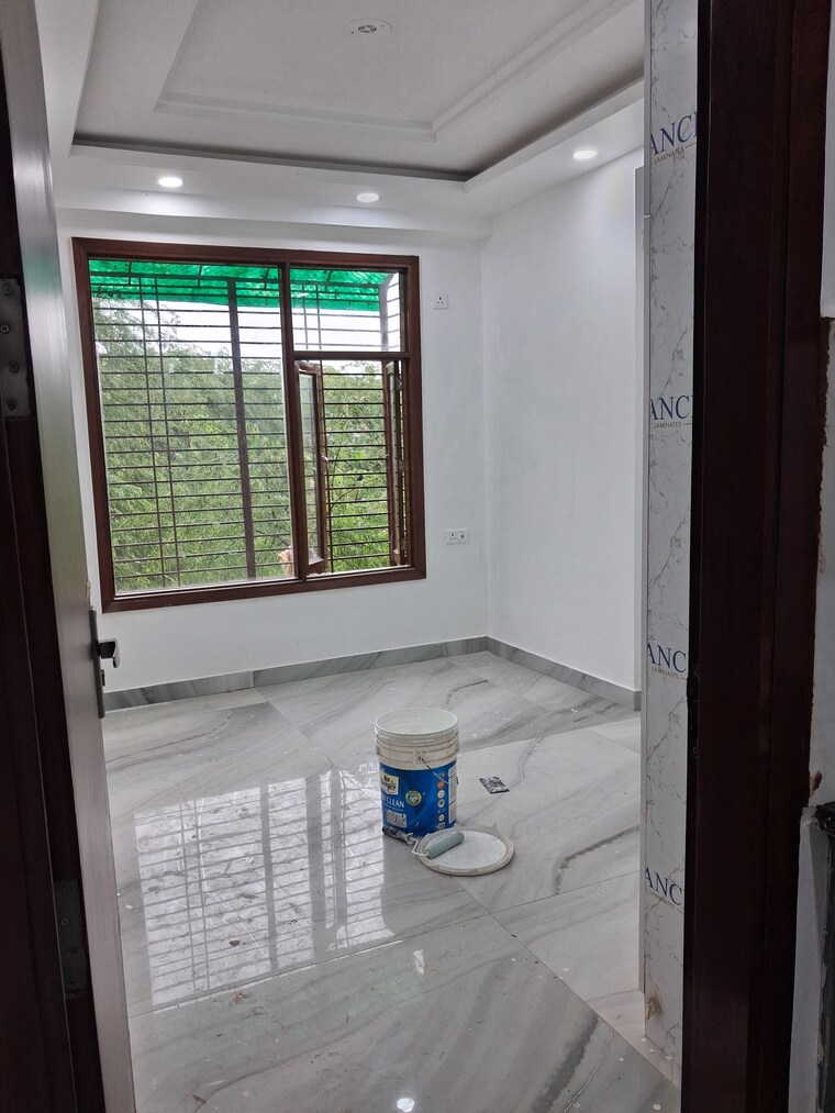 Room, nidhi-exclusive-floors 4 Bedroom 1350 Sq.Ft. Builder Floor In Mehrauli Delhi 9418550