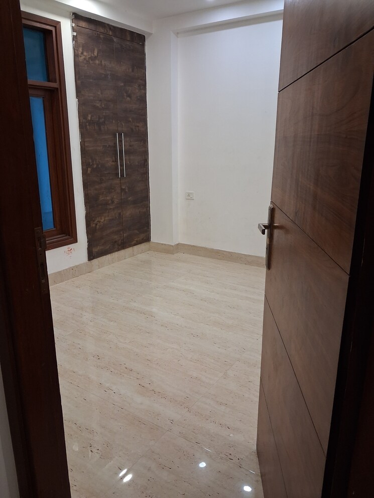 Room, nidhi-exclusive-floors 4 Bedroom 1350 Sq.Ft. Builder Floor In Mehrauli Delhi 9418550