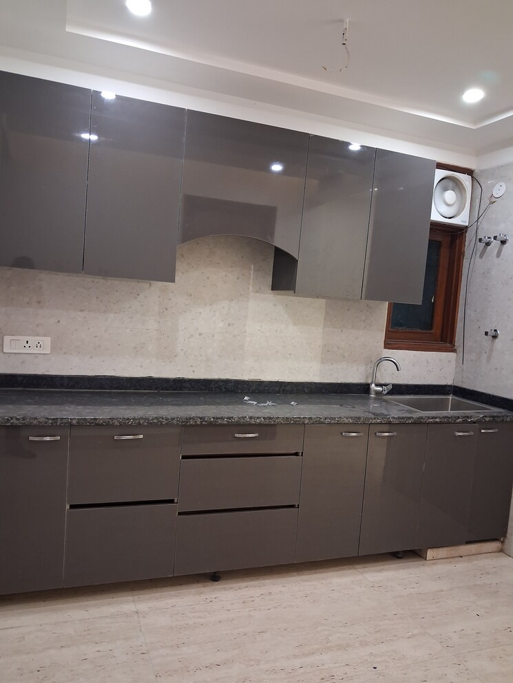 Kitchen, nidhi-exclusive-floors 4 Bedroom 1350 Sq.Ft. Builder Floor In Mehrauli Delhi 9418550