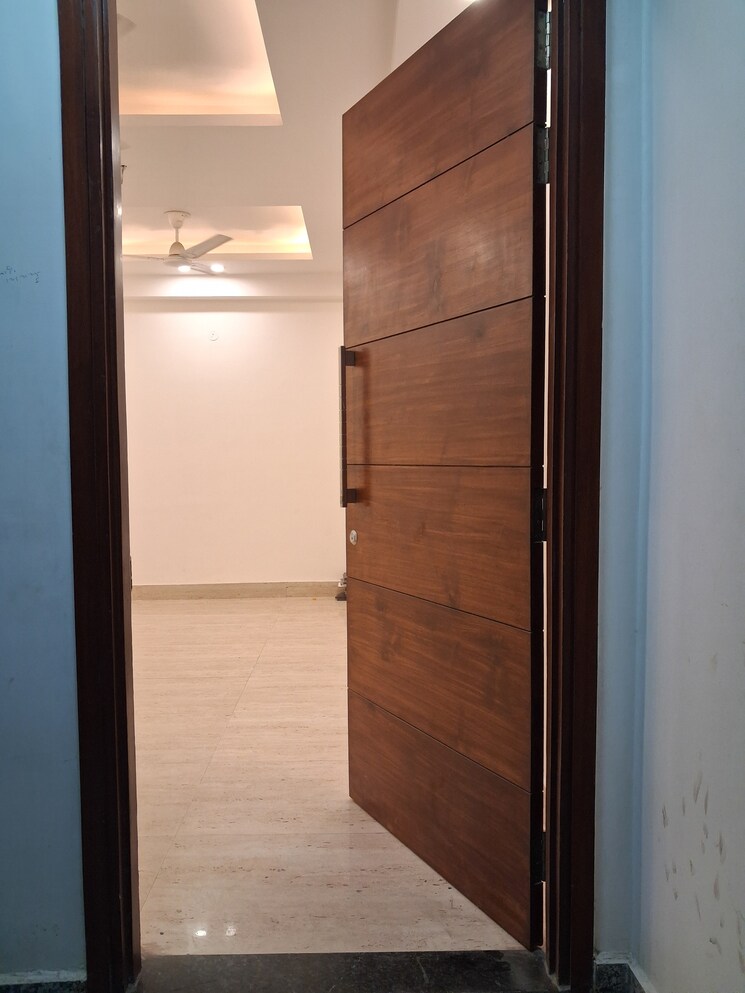 Room, nidhi-exclusive-floors 4 Bedroom 1350 Sq.Ft. Builder Floor In Mehrauli Delhi 9418550