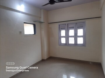 Bedroom in 2 BHK Apartment at Palazzio CHS, Powai – for Rent