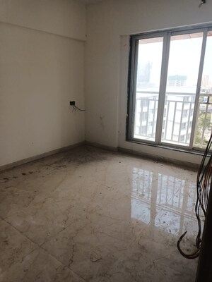 1 BHK Apartment For Rent in Borivali West