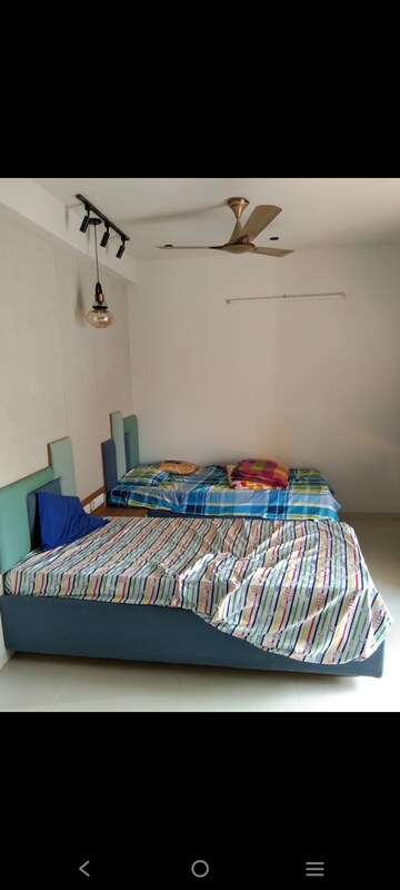 Bedroom in 4 BHK Villa at Shrinivas Supercity Luxuria 2, Science City – for Rent