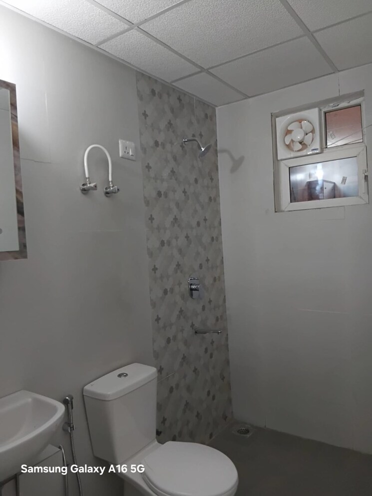 Bathroom, signature-global-city 3 Bedroom 1250 Sq.Ft. Apartment In Sector 37d Gurgaon 9296139