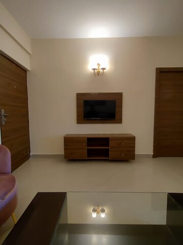 Furnished Amenities in 2 BHK Apartment at Suncity Avenue 76, Sector 76 – for Rent