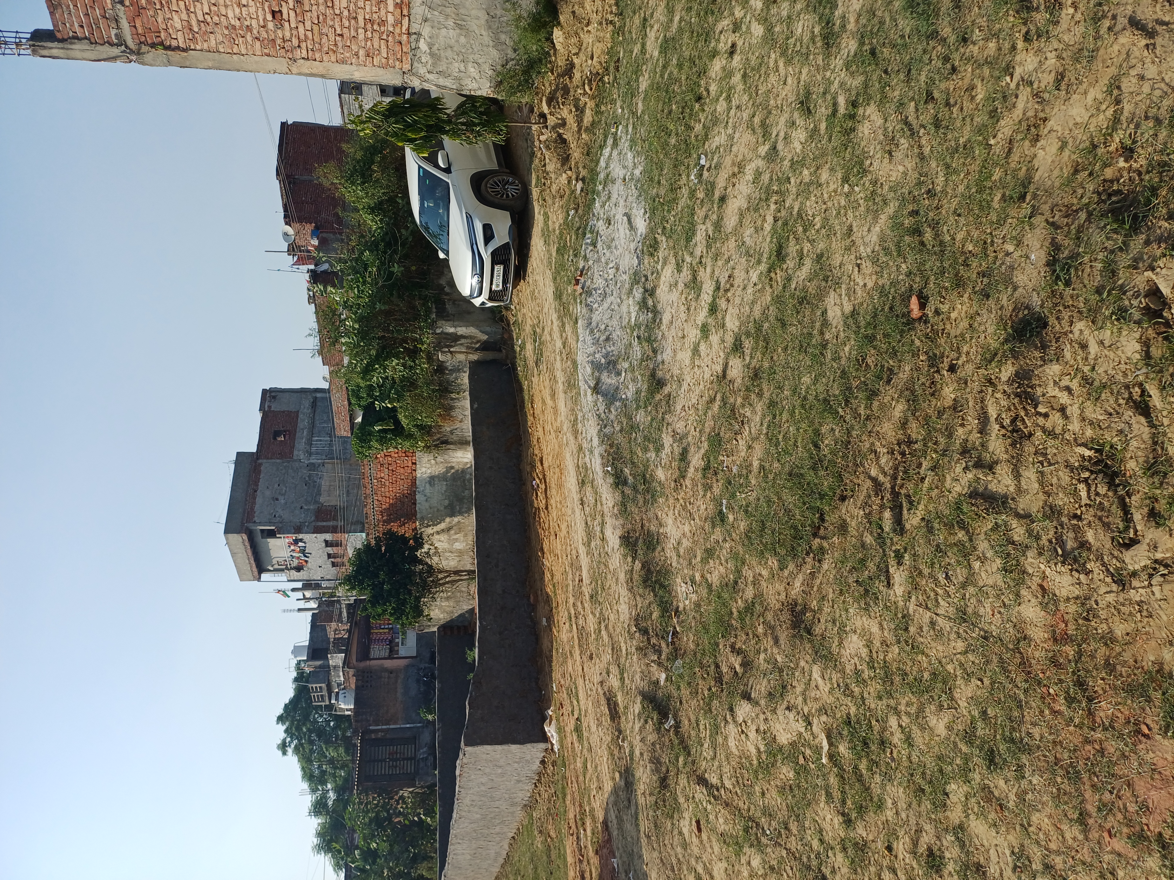 Plot For Sale in Jay Guru Ji Property 