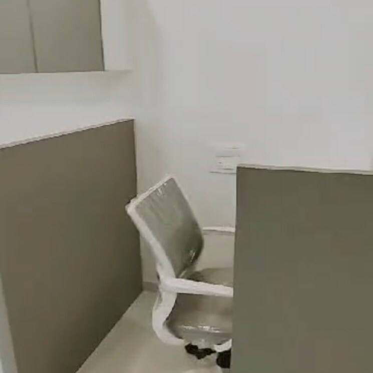 Bathroom, raja-industrial-estate Commercial Warehouse 925 Sq.Ft. In Salpa Devi Pada Mumbai 9411287