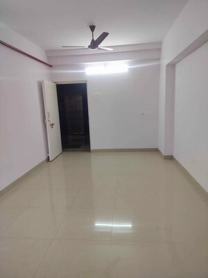 Room in 1 RK Apartment at Bharti Apartment Nalasopara, Nalasopara West – for Sale