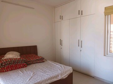 Bedroom in 2 BHK Apartment at Dosti Group Imperia, Manpada – for Rent