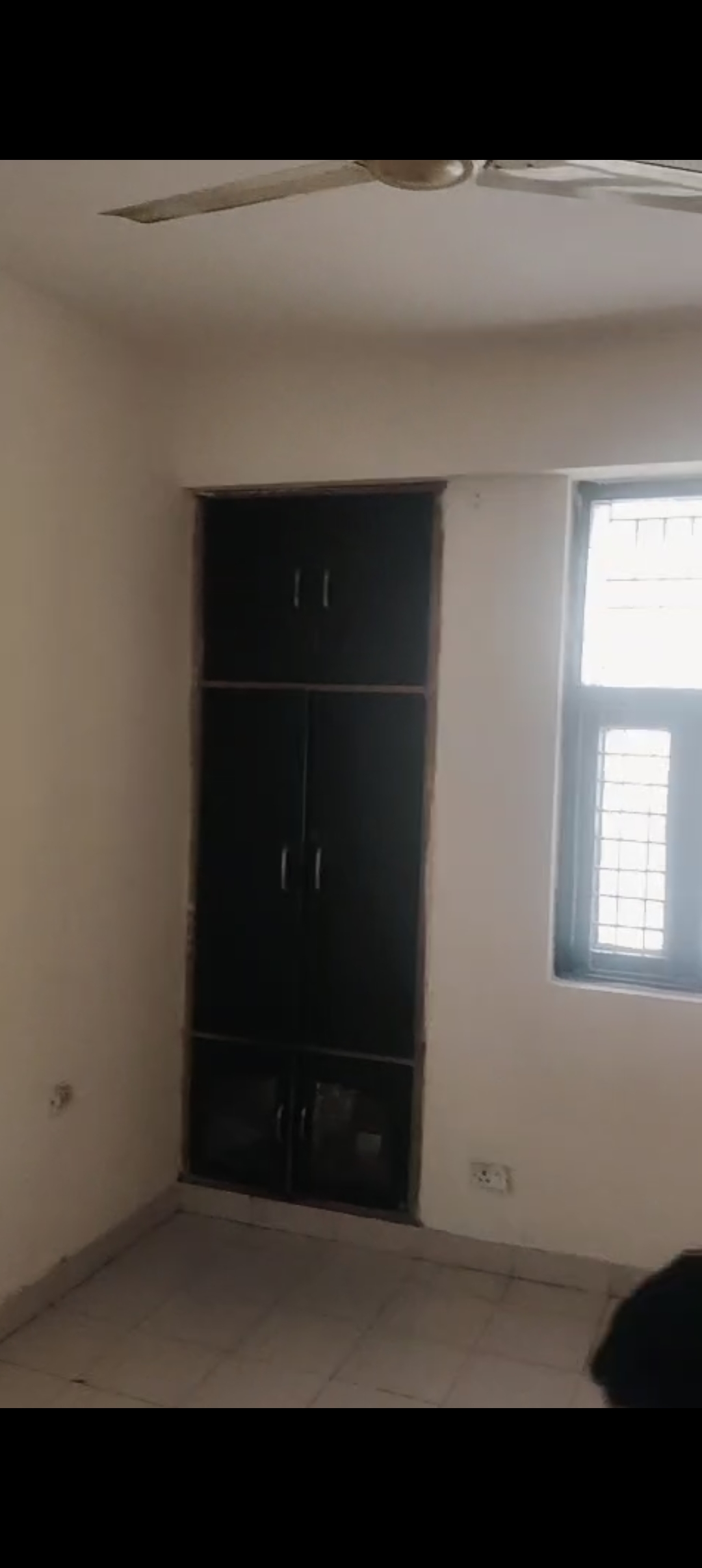 2 BHK Apartment For Rent in Emenox Brave Hearts