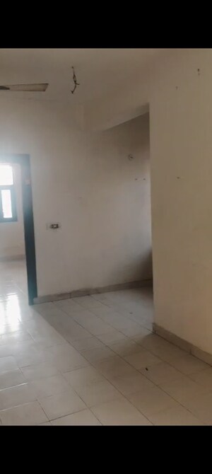 Room in 2 BHK Apartment at Emenox Brave Hearts, Raj Nagar Extension – for Rent