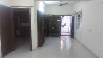 Room in 2 BHK Apartment at Jubilee Hills – for Rent