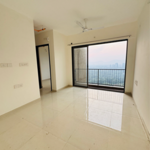 Room in 1.5 BHK Apartment at Runwal My City Phase II Cluster 05, Usarghar Gaon – for Rent