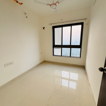 Room in 1.5 BHK Apartment at Runwal My City Phase II Cluster 05, Usarghar Gaon – for Rent