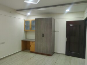 Room in 3 BHK Apartment at Lotus Villa Banjara Hills, Banjara Hills – for Rent