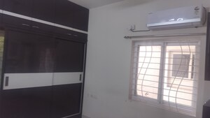 Room in 2 BHK Apartment at Jubilee Hills – for Rent