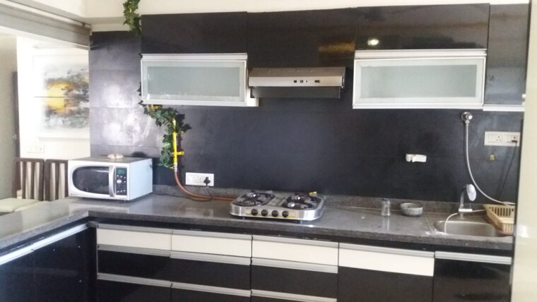 Kitchen, bodakdev 3 Bedroom 2700 Sq.Ft. Apartment In Bodakdev Ahmedabad 9418690