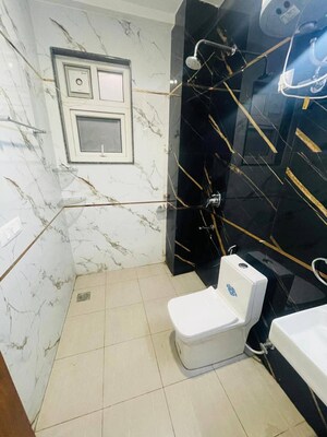 Master Bedroom in 3 BHK Builder Floor at Sector 22 – for Rent