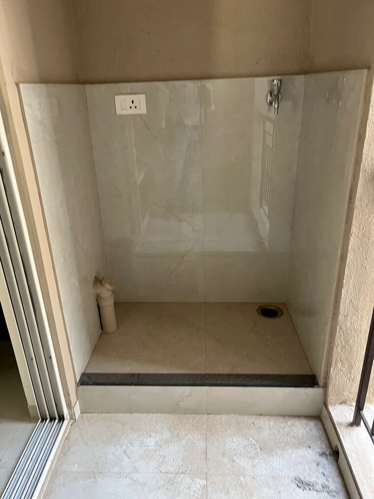 Bathroom, nyati-era 3 Bedroom 1175 Sq.Ft. Apartment In Dhanori Pune 9418738