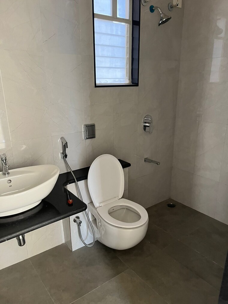 Bathroom, nyati-era 3 Bedroom 1175 Sq.Ft. Apartment In Dhanori Pune 9418738