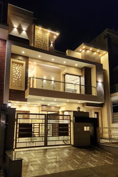 4 BHK + Pooja Room Independent House For Sale in Panchkula Urban Estate