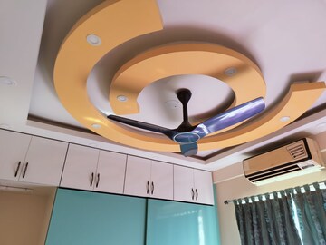 Furnished Amenities in 5 BHK Villa at Kristi Villa, Chinar Park – for Rent