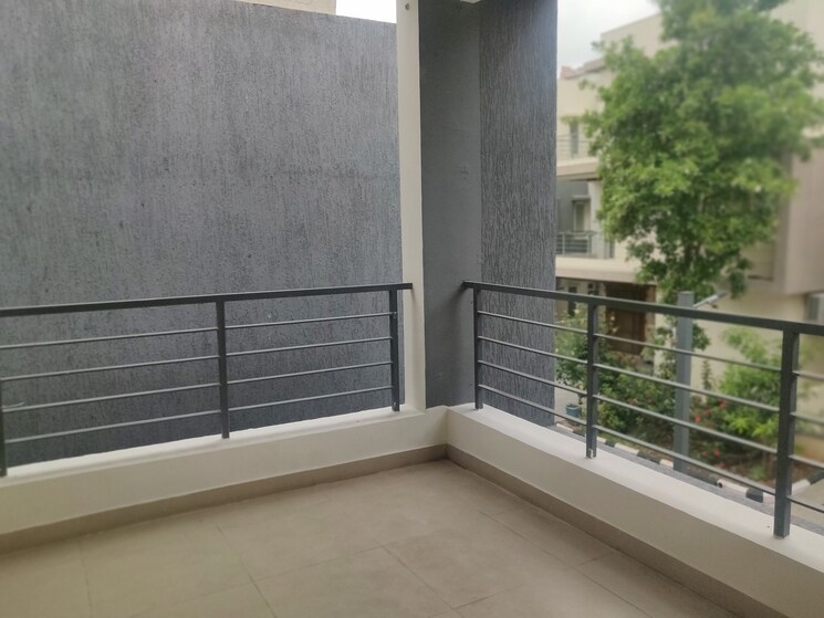 Balcony, shamshiri-premia-bandlaguda 4 Bedroom 3500 Sq.Ft. Villa In Bandlaguda Jagir Hyderabad 9418781