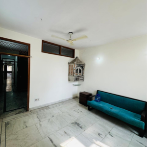 2 BHK Builder Floor For Rent in Malviya Nagar