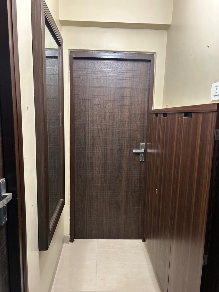 Bathroom, evershine-millennium-paradise 3 Bedroom 1250 Sq.Ft. Apartment In Kandivali East Mumbai 9418782