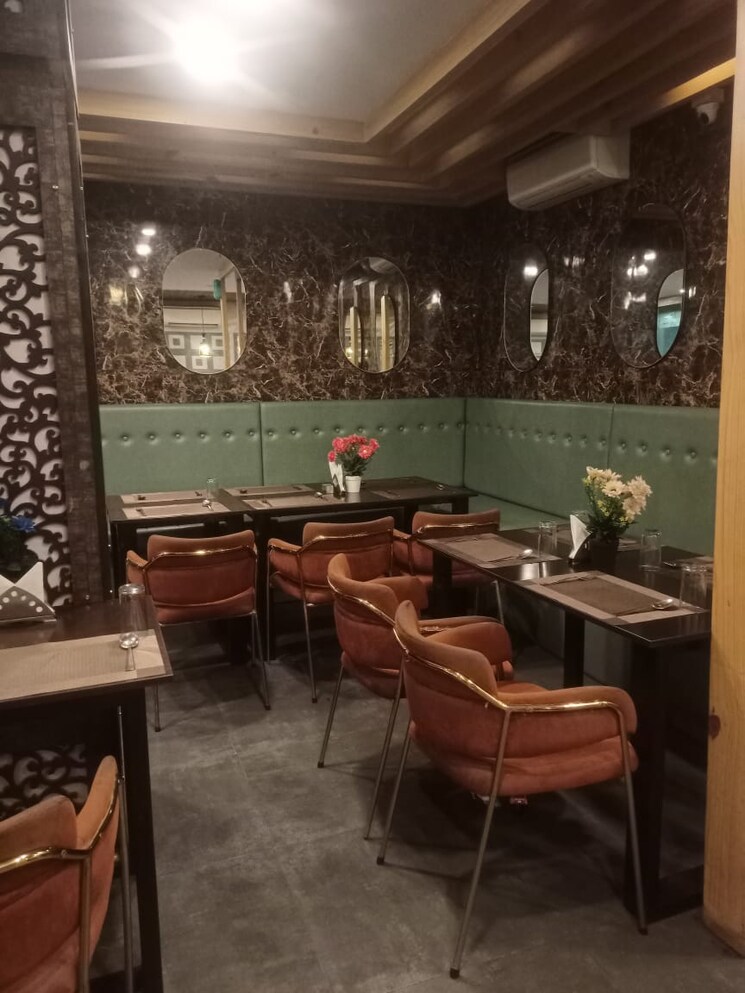 Gym, kundan-plaza 3 Bedroom 2980 Sq.Ft. Builder Floor In Chinar Park Kolkata 9418789