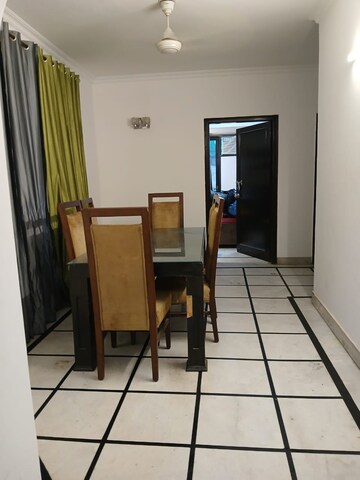 Master Bedroom in 5 BHK Independent House at Dlf Phase ii – for Rent