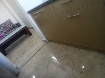 Furnished Amenities in 5 BHK Independent House at Dlf Phase ii – for Rent