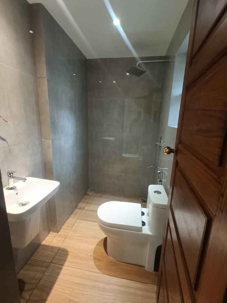 Bathroom, kaithamukku 4 Bedroom 3600 Sq.Ft. Villa In Kaithamukku Thiruvananthapuram 9418799