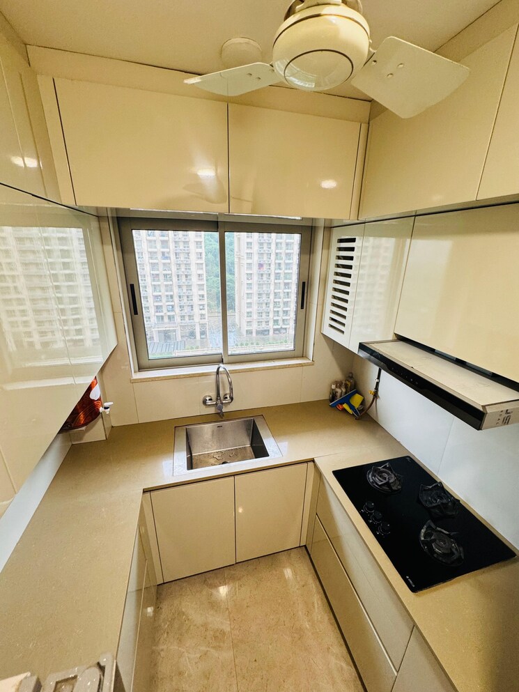 Kitchen, hiranandani-regent-hill 1 Bedroom 379 Sq.Ft. Apartment In Powai Mumbai 9418811