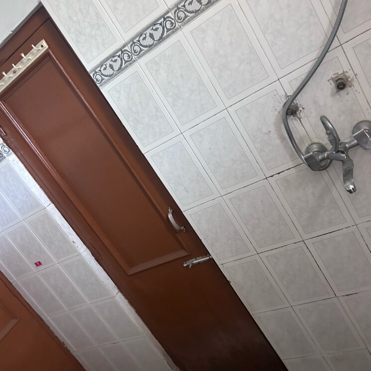 Bathroom, new hari enclave 3.5 Bedroom 1000 Sq.Ft. Villa In New Hari Enclave Mohali 9418808