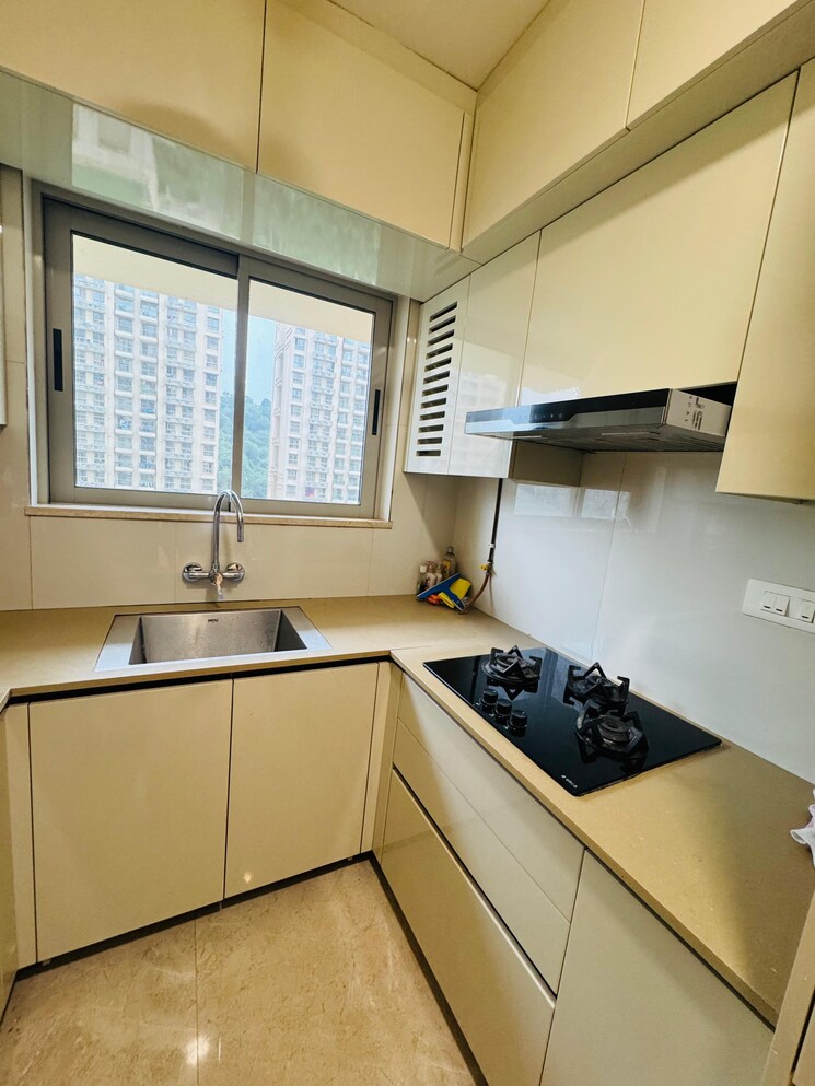 Kitchen, hiranandani-regent-hill 1 Bedroom 379 Sq.Ft. Apartment In Powai Mumbai 9418820