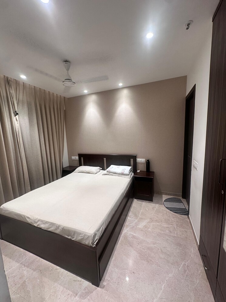 Master Bedroom, hiranandani-regent-hill 1 Bedroom 379 Sq.Ft. Apartment In Powai Mumbai 9418820