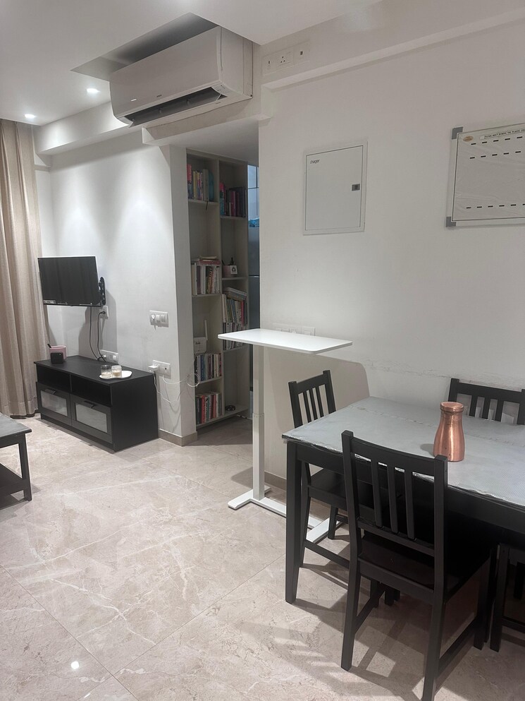 Dining area, hiranandani-regent-hill 1 Bedroom 379 Sq.Ft. Apartment In Powai Mumbai 9418820