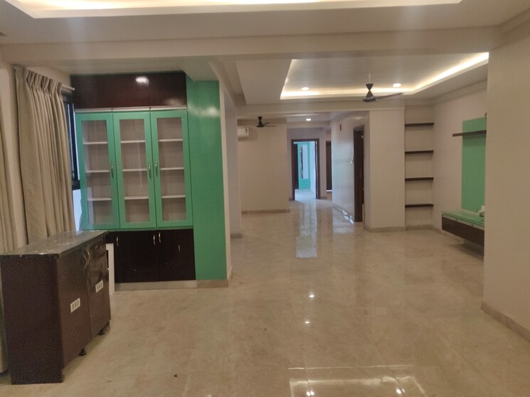  Parking, lotus-villa-banjara-hills 3 Bedroom 2700 Sq.Ft. Apartment In Banjara Hills Hyderabad 9418828