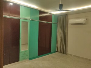 Room in 3 BHK Apartment at Lotus Villa Banjara Hills, Banjara Hills – for Rent