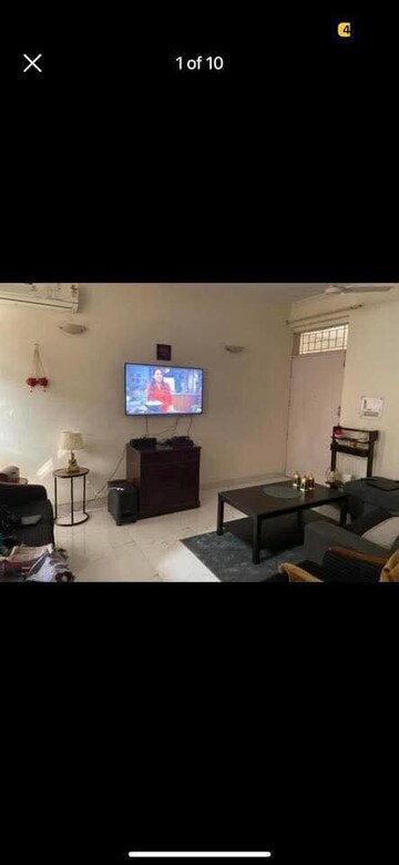 Team Area in 3 BHK Apartment at AWHO Devinder Vihar, Sector 56 – for Rent