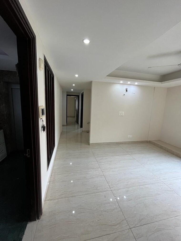 Living Room, greater kailash i 3 Bedroom 2700 Sq.Ft. Builder Floor In Greater Kailash I Delhi 9418849