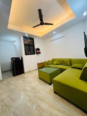 1 BHK Builder Floor For Rent in Saket