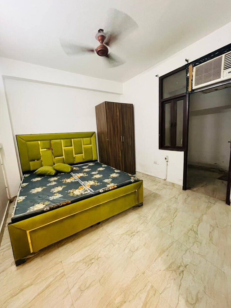 Bedroom, saket 1 Bedroom 100 Sq.Yd. Builder Floor In Saket Delhi 9418847