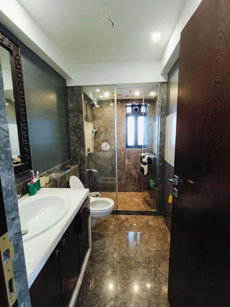 Attached Bathroom, oberoi-realty-park-view 4 Bedroom 2100 Sq.Ft. Apartment In Kandivali East Mumbai 9418863
